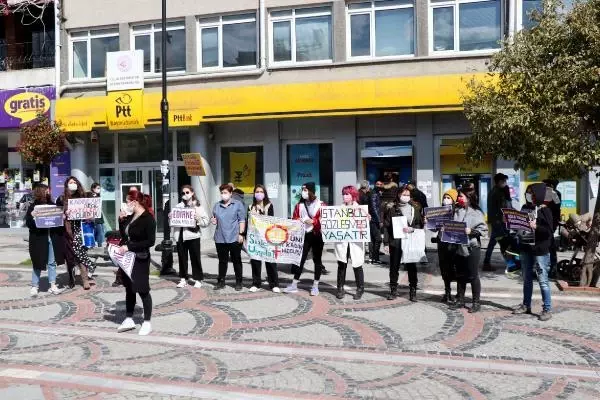 Basın açıklaması yapan kadınlara böyle tepki gösterdi: 'Erkekler bu kadar kötü mü?' Basın açıklaması yapan kadınlara böyle tepki gösterdi: 'Erkekler bu kadar kötü mü?'