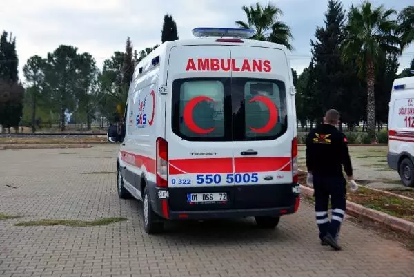 Son dakika haber: ADANA Camiye gitmek için TIR'dan indi, kendisini takip eden kişilerce bıçaklanarak öldürüldü Son dakika haber: ADANA Camiye gitmek için TIR'dan indi, kendisini takip eden kişilerce bıçaklanarak öldürüldü