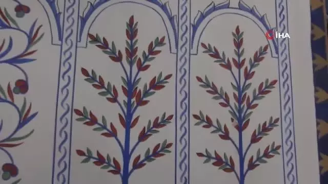 Çivi kullanılmadan yapılan tarihi ahşap cami ibadete açıldı Çivi kullanılmadan yapılan tarihi ahşap cami ibadete açıldı