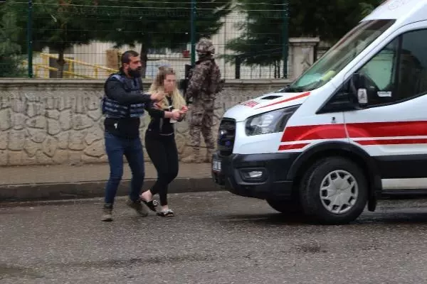 Son dakika haberleri! Diyarbakır'da evde alıkonulanları kurtarma operasyonu (2) Son dakika haberleri! Diyarbakır'da evde alıkonulanları kurtarma operasyonu (2)