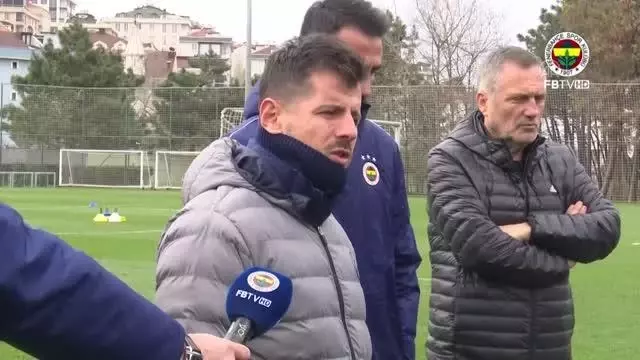 Emre Belözoğlu, Fenerbahçe'nin başında ilk idmanına çıktı Emre Belözoğlu, Fenerbahçe'nin başında ilk idmanına çıktı