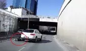 Trafikte korku dolu anlar! Epilepsi nöbeti geçiren motosiklet sürücüsü ölümden döndü Trafikte korku dolu anlar! Epilepsi nöbeti geçiren motosiklet sürücüsü ölümden döndü