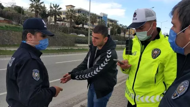 Hamile olan 3 aylık eşi seyir halindeki araçtan düşen kocanın feryatları yürekleri dağladı Hamile olan 3 aylık eşi seyir halindeki araçtan düşen kocanın feryatları yürekleri dağladı