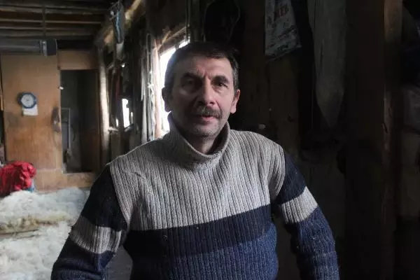 İki kardeş, atalarından öğrendiği keçeciliği sürdürüyor İki kardeş, atalarından öğrendiği keçeciliği sürdürüyor