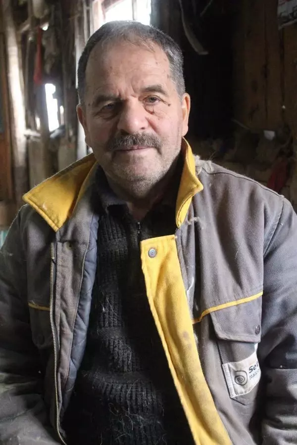 İki kardeş, atalarından öğrendiği keçeciliği sürdürüyor İki kardeş, atalarından öğrendiği keçeciliği sürdürüyor