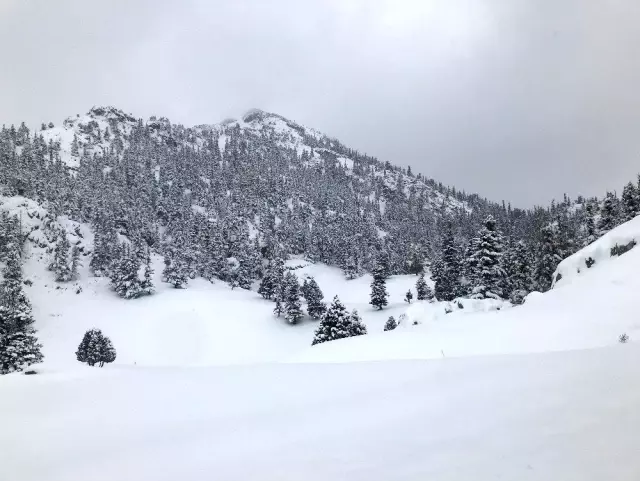 Kar kılınlığının 1 metreye ulaştığı Antalya-Konya karayolunda kartpostallık görüntüler Kar kılınlığının 1 metreye ulaştığı Antalya-Konya karayolunda kartpostallık görüntüler