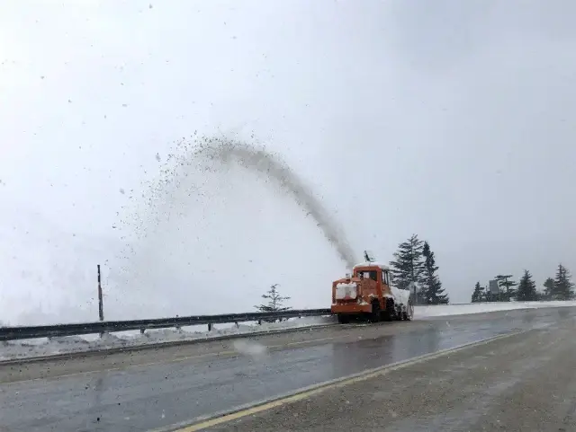 Kar kılınlığının 1 metreye ulaştığı Antalya-Konya karayolunda kartpostallık görüntüler Kar kılınlığının 1 metreye ulaştığı Antalya-Konya karayolunda kartpostallık görüntüler