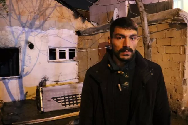 Komşusuna gitti, evi alev alev yandı Komşusuna gitti, evi alev alev yandı