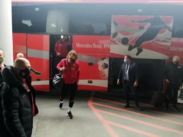 Milliler, Norveç maçı için İspanya'ya gitti