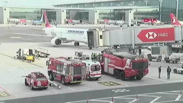 THY'NİN 2 UÇAĞINA BOMBA İHBARI THY'NİN 2 UÇAĞINA BOMBA İHBARI