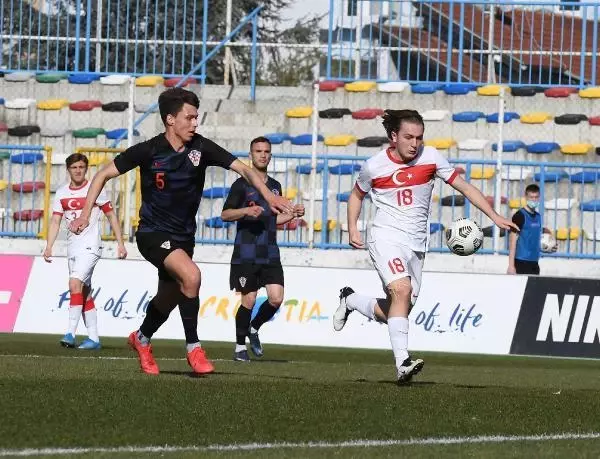 Ümit Milli Takım, Hırvatistan'a 4-1 mağlup oldu Ümit Milli Takım, Hırvatistan'a 4-1 mağlup oldu
