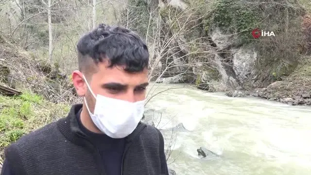 Yaşadıkları dehşeti olay yerinde böyle anlattılar... Derede ölümle burun buruna geldikleri o anları anlattılar Yaşadıkları dehşeti olay yerinde böyle anlattılar... Derede ölümle burun buruna geldikleri o anları anlattılar