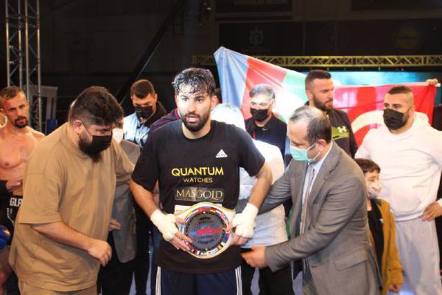 40 kick boks sporcusu kocaeli de kozlarini 3 14024929 o