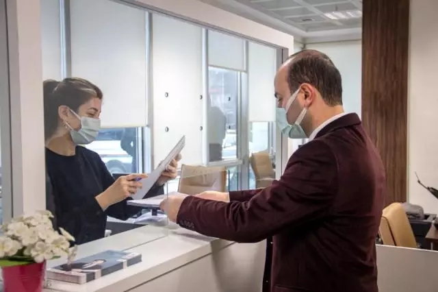 Adliyelerdeki ön büro ve danışma masaları sayesinde işlem süreleri kısaldı, fiziki temas azaldı Adliyelerdeki ön büro ve danışma masaları sayesinde işlem süreleri kısaldı, fiziki temas azaldı