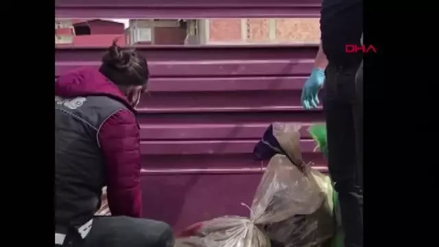 AĞRI Saman çuvallarının altından 358 kilo eroin, 21 kilo metamfetamin ve 2 kilo Afyon sakızı çıktı AĞRI Saman çuvallarının altından 358 kilo eroin, 21 kilo metamfetamin ve 2 kilo Afyon sakızı çıktı
