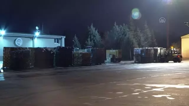 Son dakika gündem: Arakanlı Müslümanlar için Sahra Hastanesi taşıyan askeri kargo uçağı Ankara'dan havalandı Son dakika gündem: Arakanlı Müslümanlar için Sahra Hastanesi taşıyan askeri kargo uçağı Ankara'dan havalandı