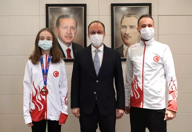 Denizlili tekvandocu Ceyda Gencer'in hedefi dünya şampiyonluğu Denizlili tekvandocu Ceyda Gencer'in hedefi dünya şampiyonluğu