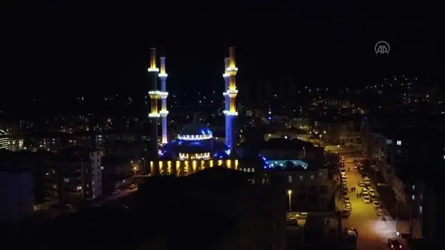 Berat Kandili dualarla idrak edildi Berat Kandili dualarla idrak edildi