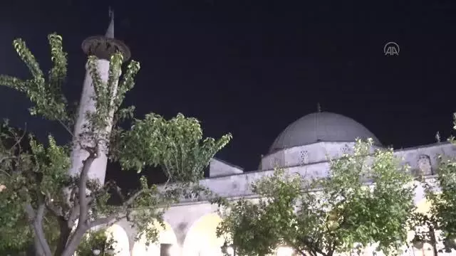 Berat Kandili dualarla idrak edildi Berat Kandili dualarla idrak edildi