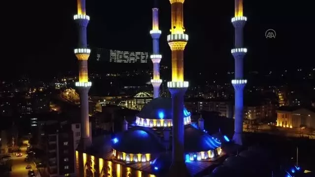 Berat Kandili dualarla idrak edildi Berat Kandili dualarla idrak edildi