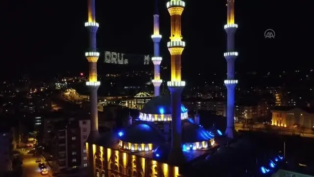 Berat Kandili dualarla idrak edildi Berat Kandili dualarla idrak edildi