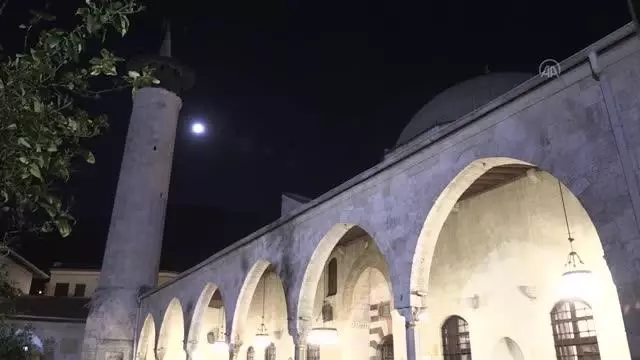 Berat Kandili dualarla idrak edildi Berat Kandili dualarla idrak edildi