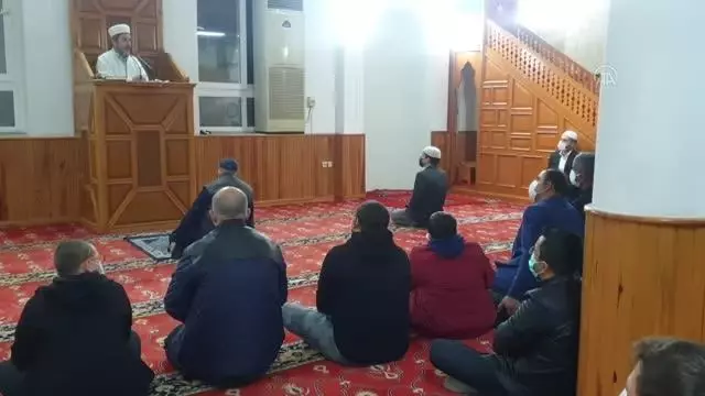 Berat Kandili dualarla idrak edildi Berat Kandili dualarla idrak edildi