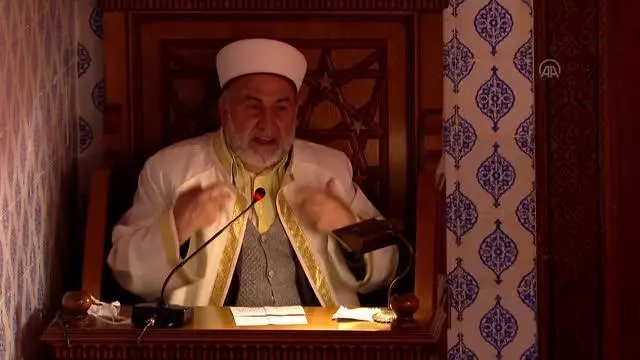 Berat Kandili Hacı Bayram Veli Camii'nde idrak edildi