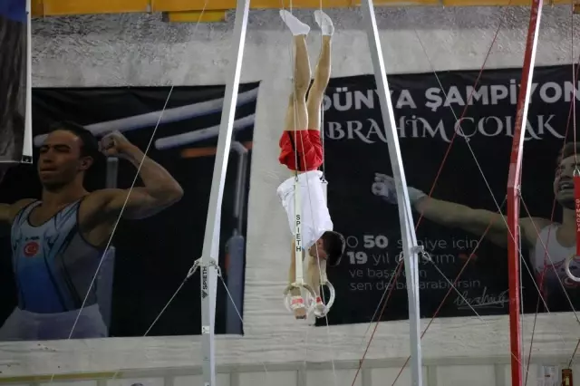 Bolu'da, Türkiye Artistik-Trampolin Cimnastik Şampiyonası başladı