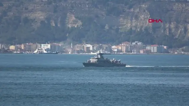 ÇANAKKALE Yunan savaş gemisi Çanakkale Boğazı'ndan geçti ÇANAKKALE Yunan savaş gemisi Çanakkale Boğazı'ndan geçti