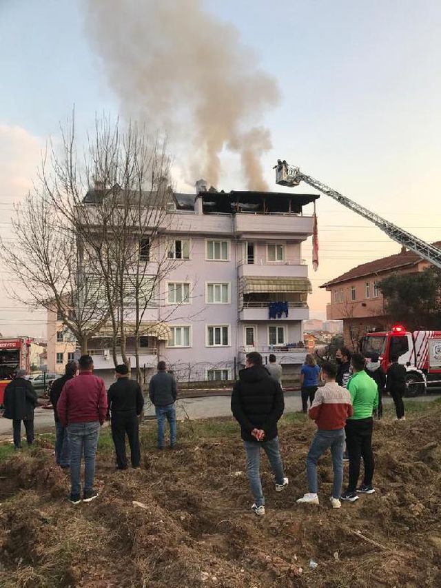 cati katinda cikan yangini izlerken sosyal 2 14024845 o