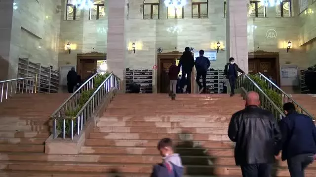 Diyanet İşleri Başkanı Erbaş, Berat Kandili Özel Programı'na katıldı Diyanet İşleri Başkanı Erbaş, Berat Kandili Özel Programı'na katıldı