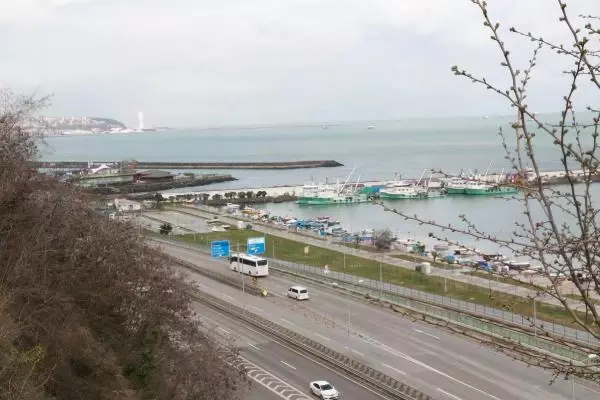 En çok vaka görülen Samsun'dan çağrı: Gerekmiyorsa seyahat etmemeli En çok vaka görülen Samsun'dan çağrı: Gerekmiyorsa seyahat etmemeli