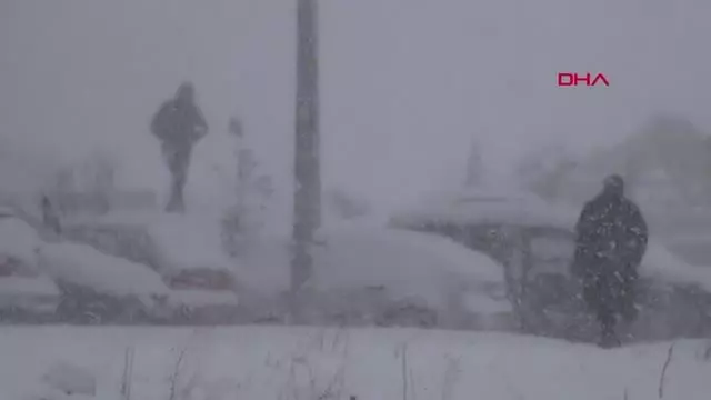 Erzurum'da 112 yerleşim yeri yolu, kardan kapalı Erzurum'da 112 yerleşim yeri yolu, kardan kapalı