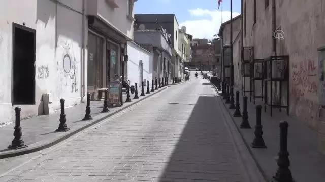 GAZİANTEP - Ölen kocasının hayalini gerçekleştirmek için başladığı üniversite hayatında hedef büyüttü GAZİANTEP - Ölen kocasının hayalini gerçekleştirmek için başladığı üniversite hayatında hedef büyüttü