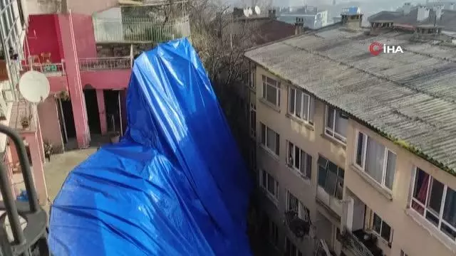 Heyelan bölgesine zemin etüdü yapılıyor...Cadde esnafı dükkanlarını açmak istiyor Heyelan bölgesine zemin etüdü yapılıyor...Cadde esnafı dükkanlarını açmak istiyor