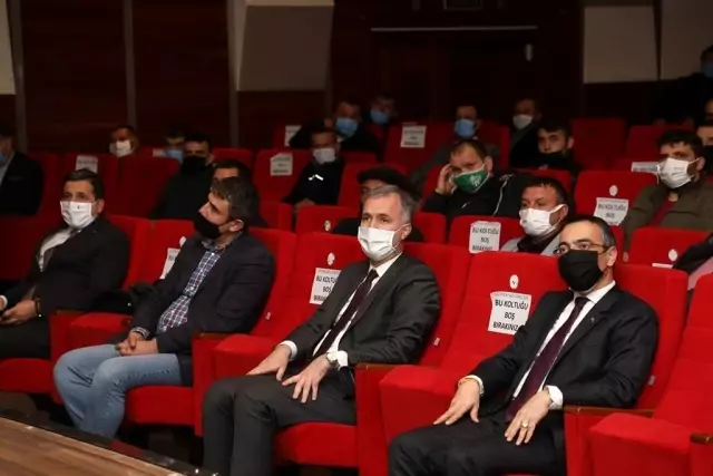 İnegöl'de sürü yönetimi eğitimi başladı İnegöl'de sürü yönetimi eğitimi başladı