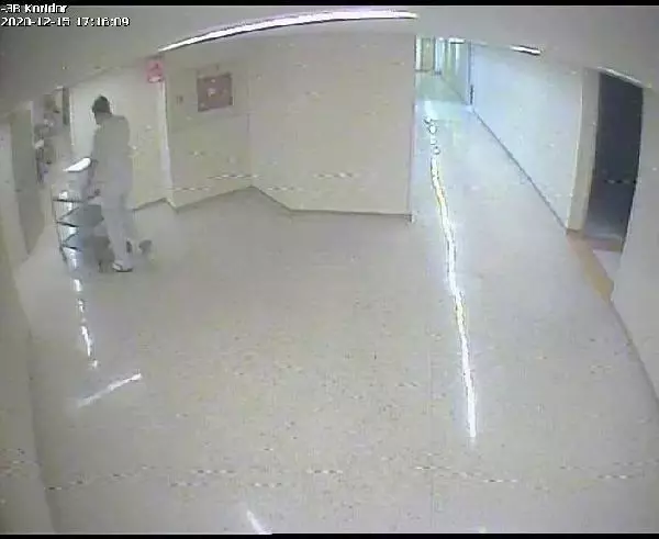 Kanser hastalarının ilaçlarını çaldıkları görüntüler ortaya çıktı Kanser hastalarının ilaçlarını çaldıkları görüntüler ortaya çıktı