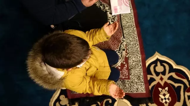 Berat Kandili dualarla ihya edildi