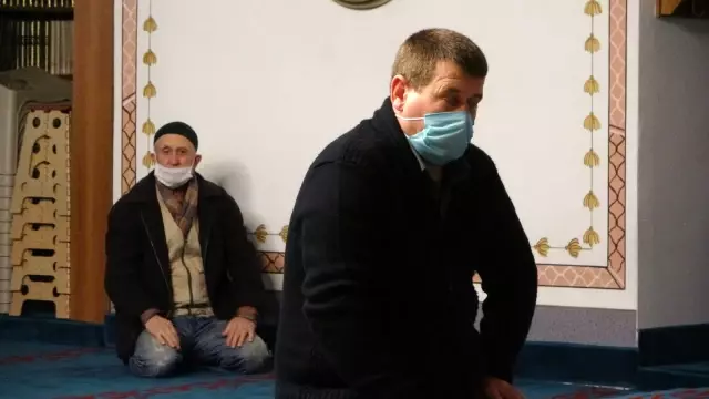 Berat Kandili dualarla ihya edildi