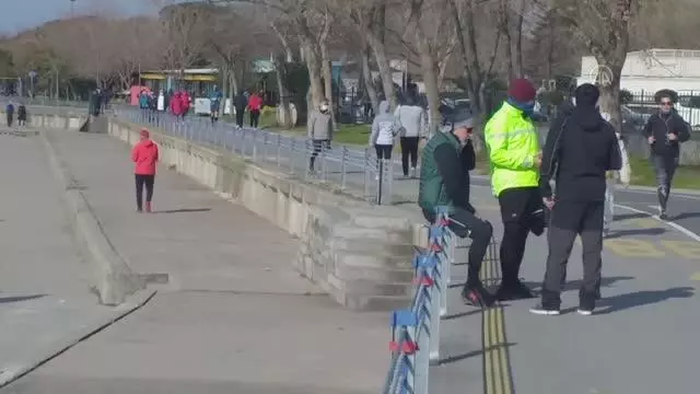 'Kısıtlamasız' cumartesi gününde Üsküdar'da hareketlilik gözlendi 'Kısıtlamasız' cumartesi gününde Üsküdar'da hareketlilik gözlendi
