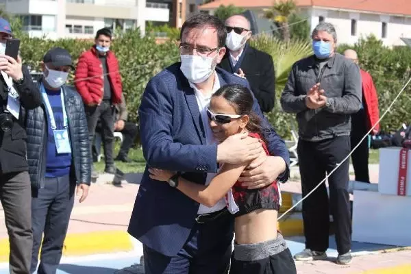 Milli atlet Ayşe Tekdal'dan kota, Meryem Bekmez'den rekor Milli atlet Ayşe Tekdal'dan kota, Meryem Bekmez'den rekor