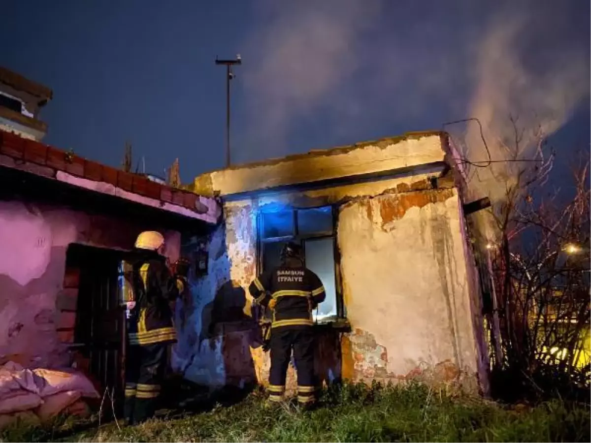 Son dakika gündem: Müstakil ev, yangında kullanılmaz hale geldi