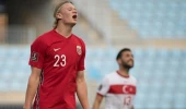 Norveç'in yıldızı Haaland'ın Türkiye karşısındaki performansı sosyal medyada alay konusu oldu