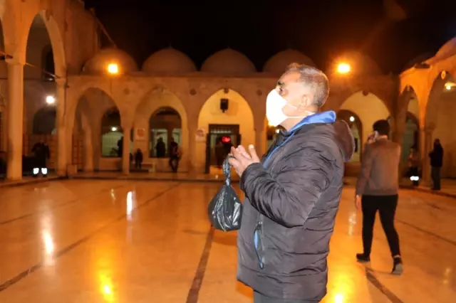 Peygamberler Şehri Şanlıurfa'da Berat Kandili Coşkusu Peygamberler Şehri Şanlıurfa'da Berat Kandili Coşkusu