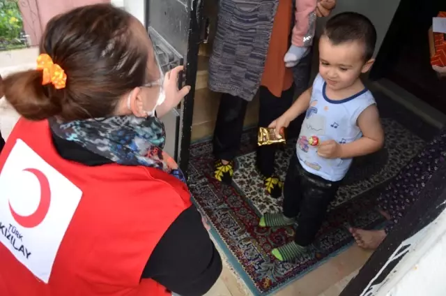 Simitler Kızılay'dan, dualar büyüklerden
