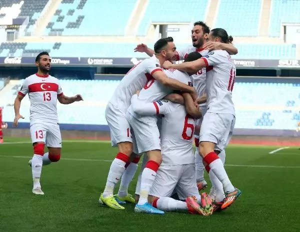 A Milli Takım, İspanya'dan zaferle dönüyor A Milli Takım, İspanya'dan zaferle dönüyor