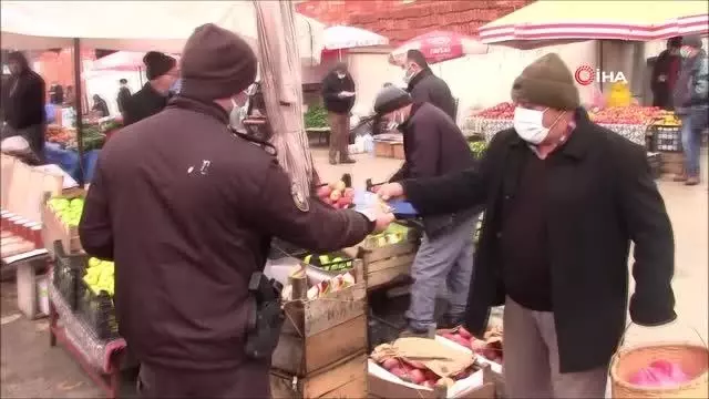 4 ay sonra kurulan ilk cumartesi pazarında vatandaşlara uyarı 4 ay sonra kurulan ilk cumartesi pazarında vatandaşlara uyarı