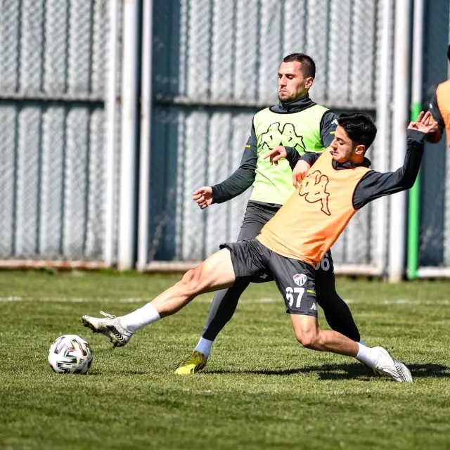 Bursaspor'da Altay maçı hazırlıkları devam ediyor