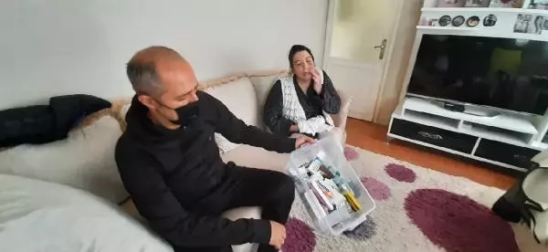 Damak tedavisinde sinir kesilince yüz felci oldu Damak tedavisinde sinir kesilince yüz felci oldu